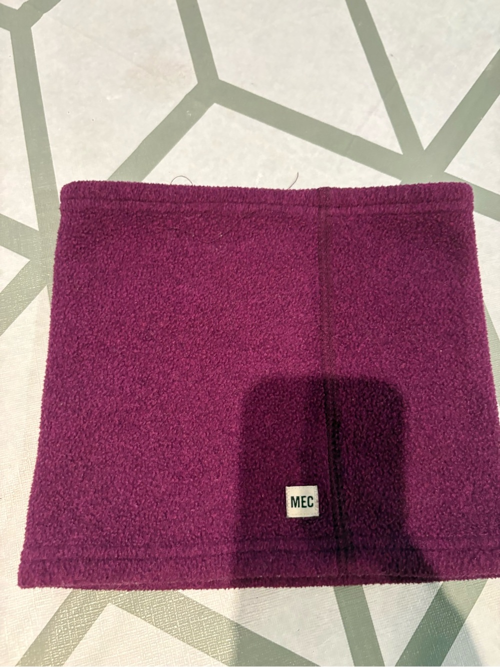 MEC Kids Fleece Neck Warmer in Deep Magenta